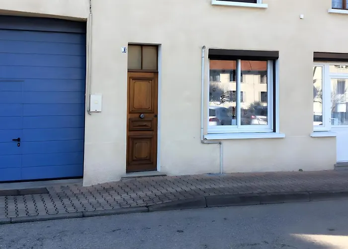 Les Perelles Apartament *